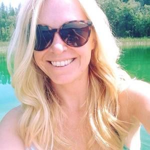 Meet your Posher, Kara